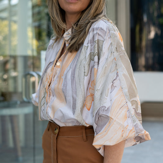 Marbled Butterfly Shirt in Peach