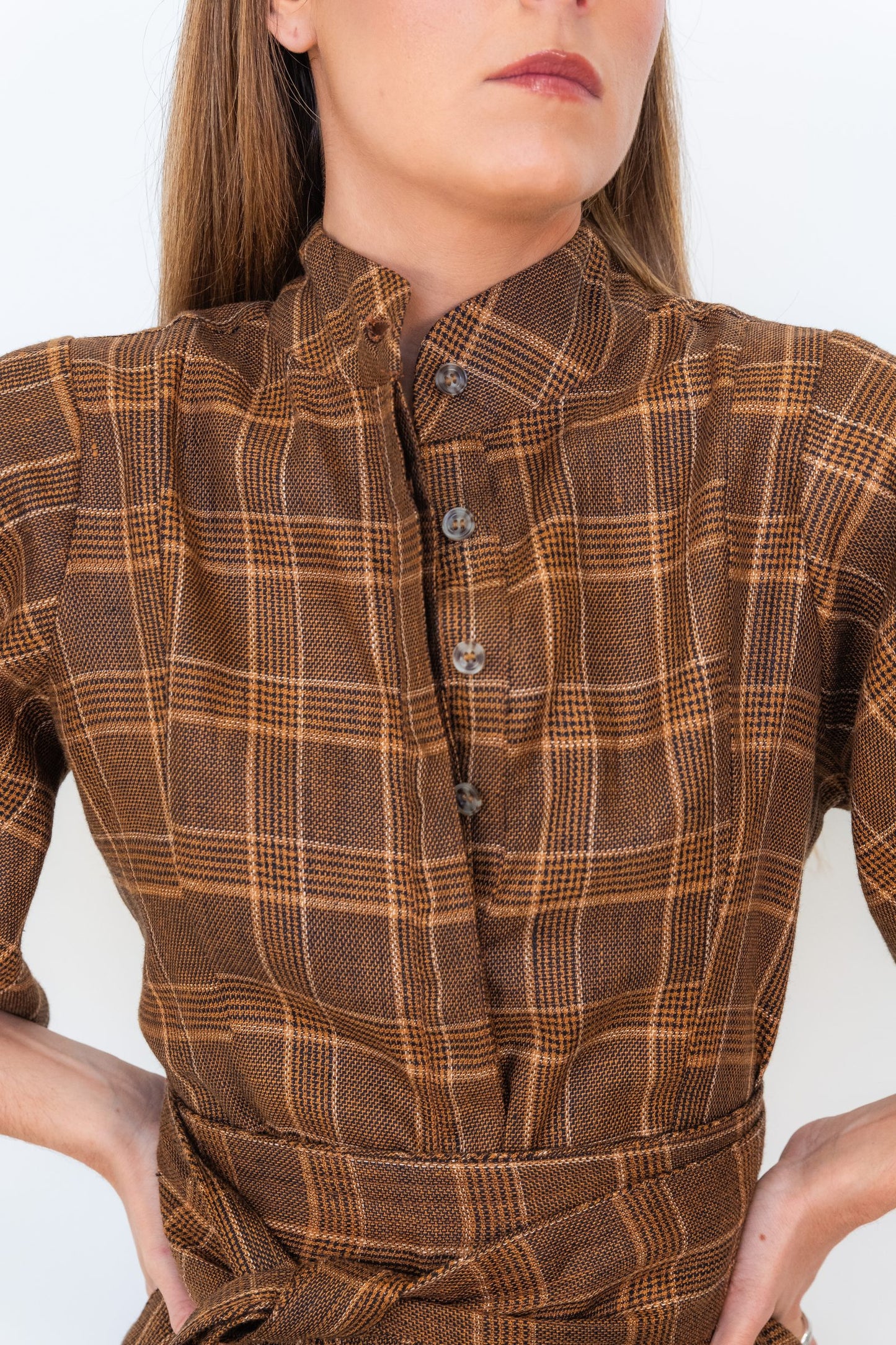 Chateau Linen Ballon Sleeve Top with belt
