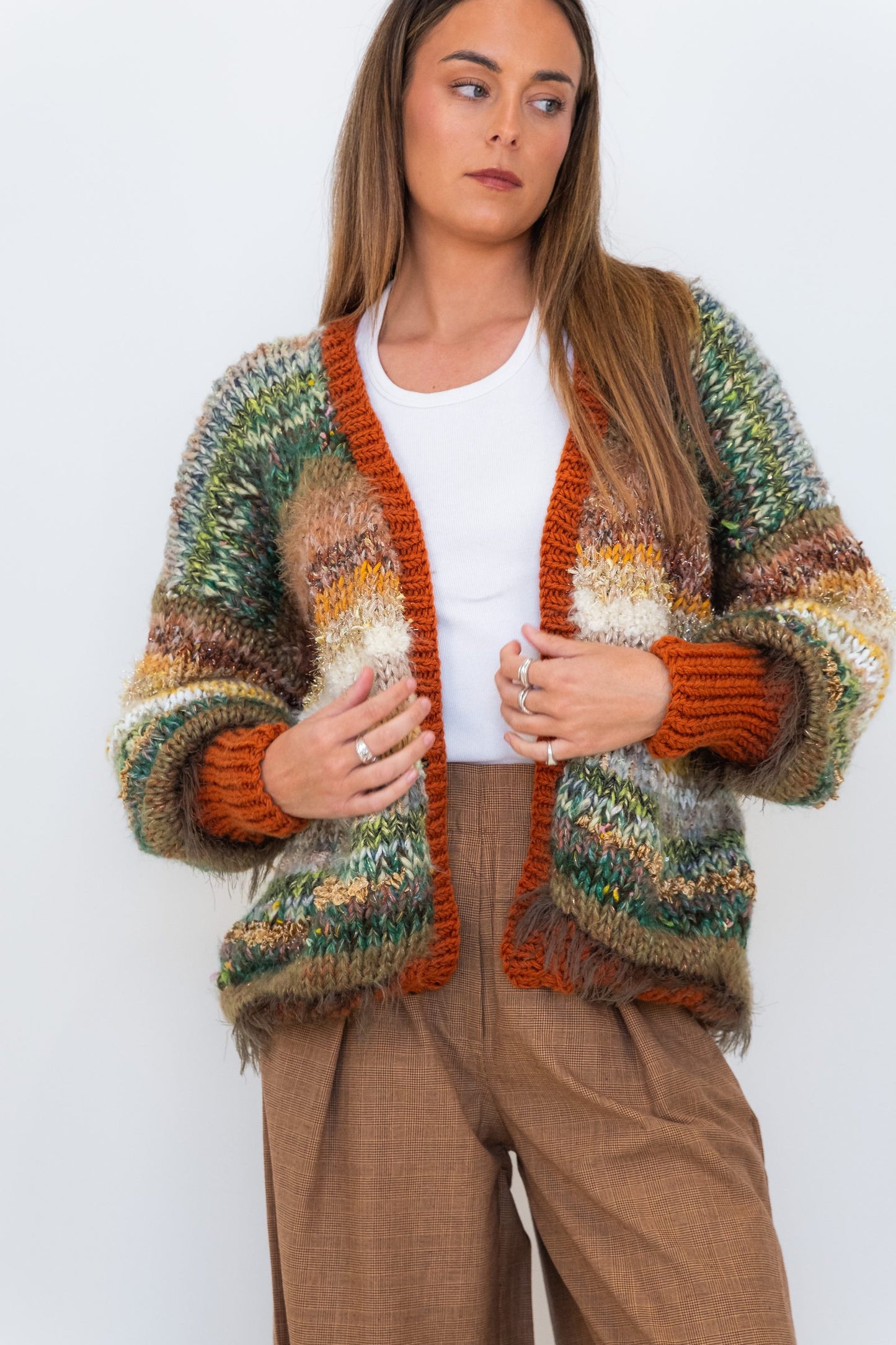 Nadia Dafri Cardi W01 Frau Frau
