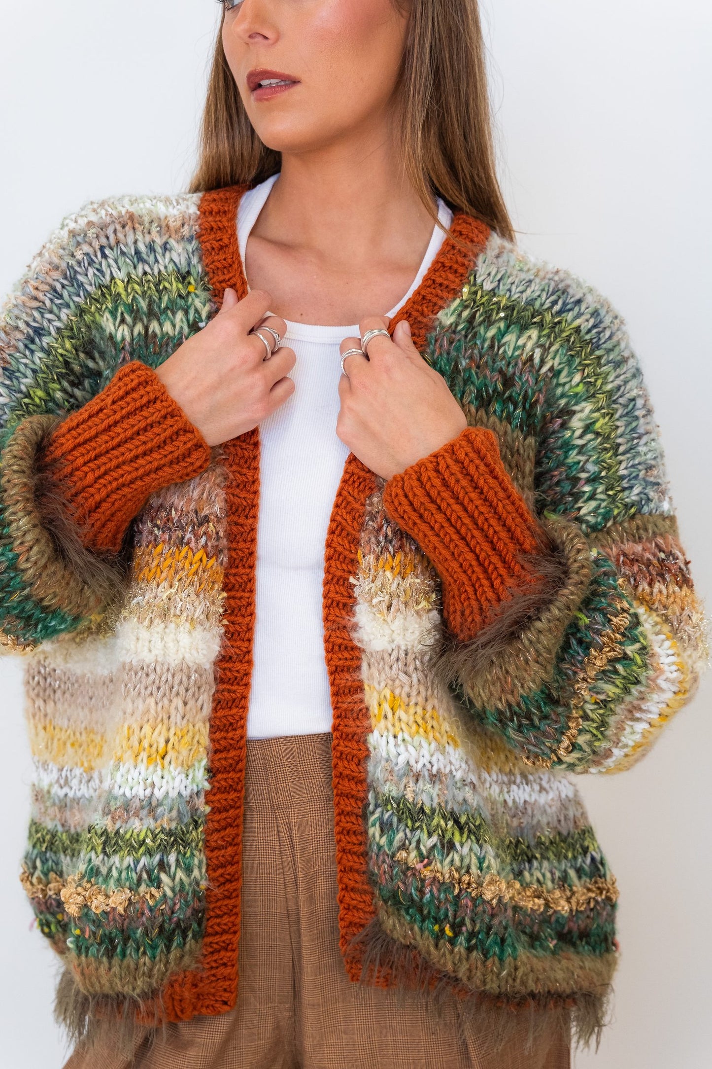Nadia Dafri Cardi W01 Frau Frau