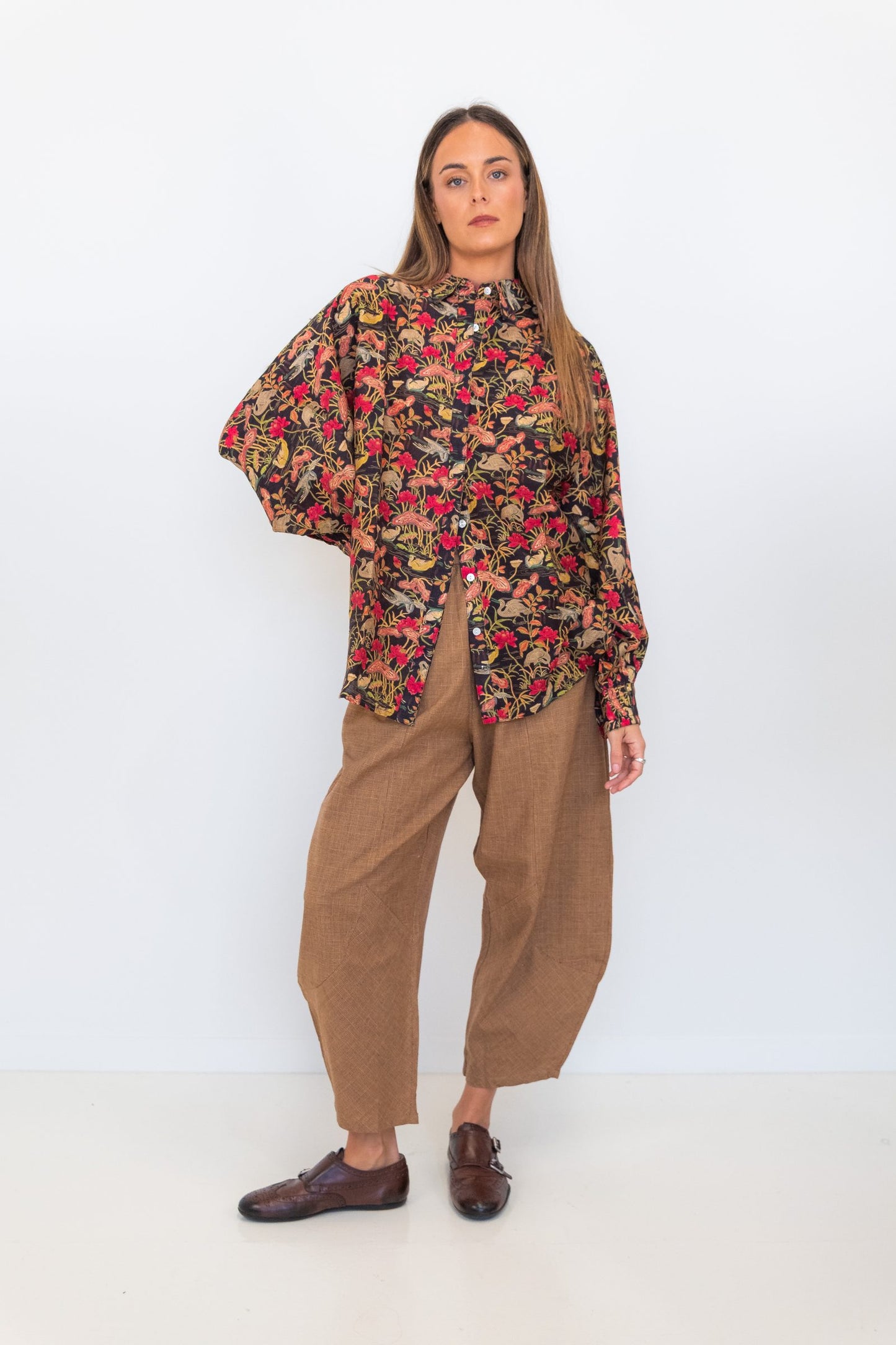Butterfly Sleeve Shirt - Black garden